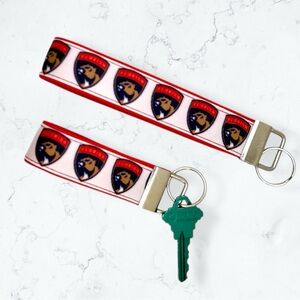 Florida Panthers 2 Piece Set Short Lanyard/Key Wristlets/Hockey Key Fob Gift